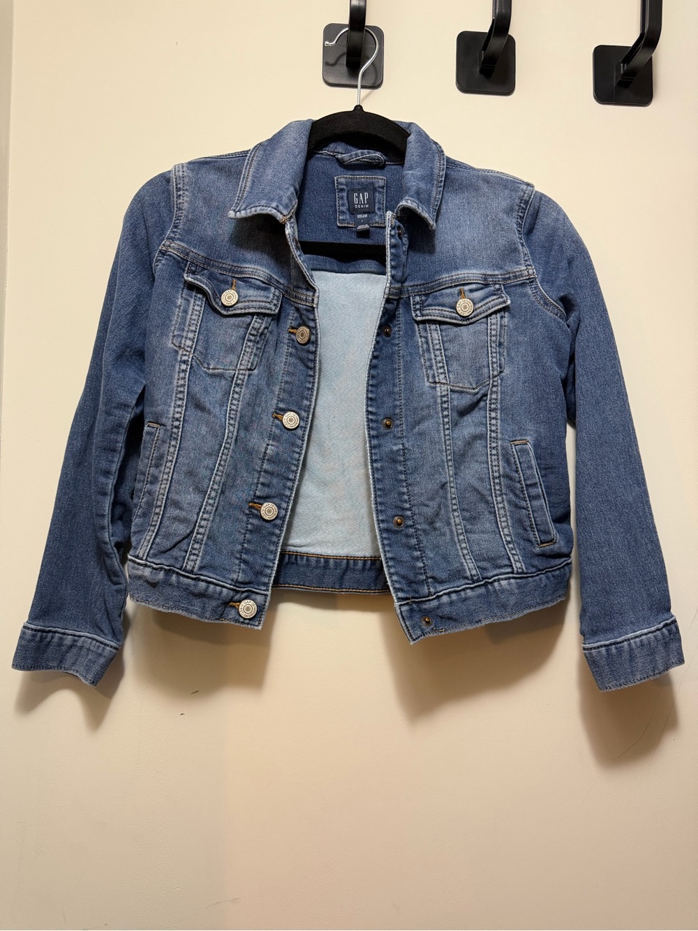 Gap Girls Size 8 Classic Blue Denim Jean Jacket